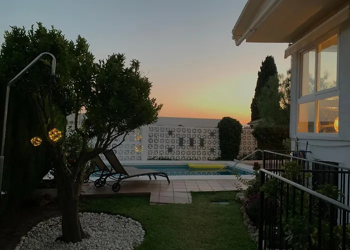 Casa Luna Elviria Дом отдыха Марбелья