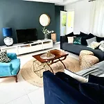Casa Luna Elviria * Marbella