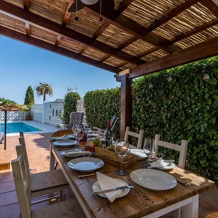 Family Friendly Elviria Casa Luna *