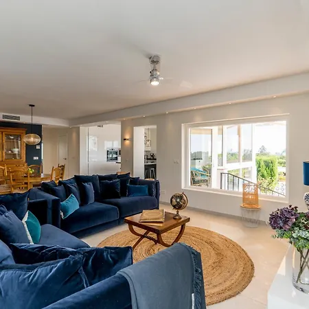 別荘 Casa Luna Elviria マルベーリャ
