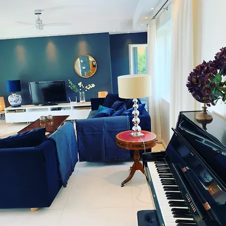 Casa Luna Elviria 別荘 *