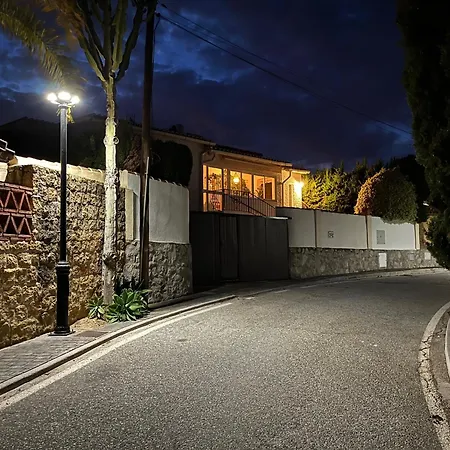 Family Friendly Elviria Casa Luna