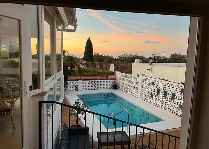 Casa Luna Elviria *